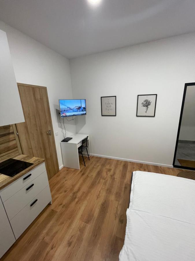 Airport Apartment 29 Self Check-In Free Parking VNO Eksteriør bilde